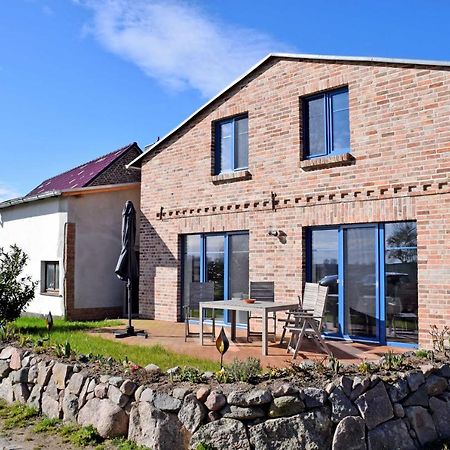 Ferienhaus Zum Boddenstrand Mit Ka Groß Zicker Exteriör bild