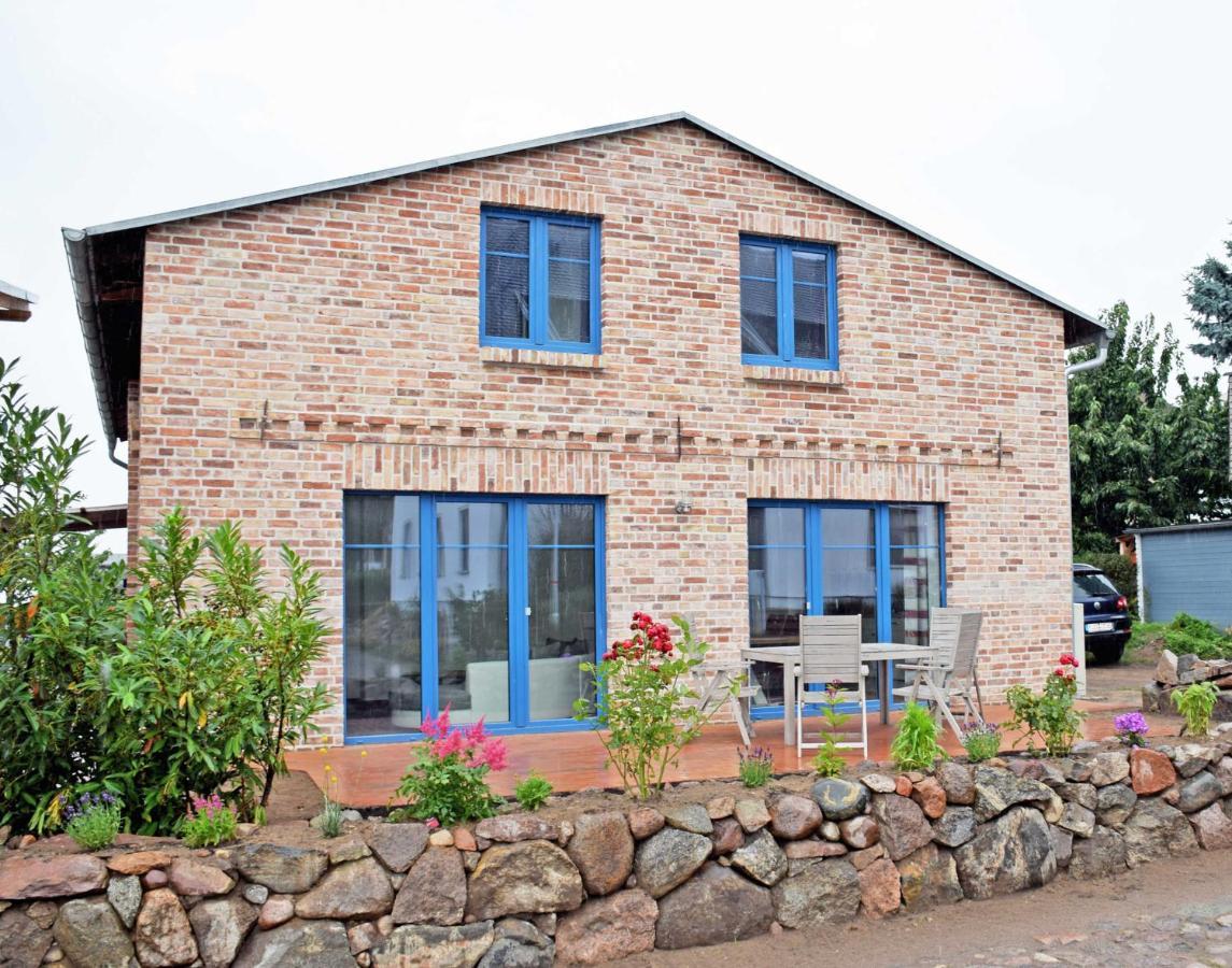 Ferienhaus Zum Boddenstrand Mit Ka Groß Zicker Exteriör bild