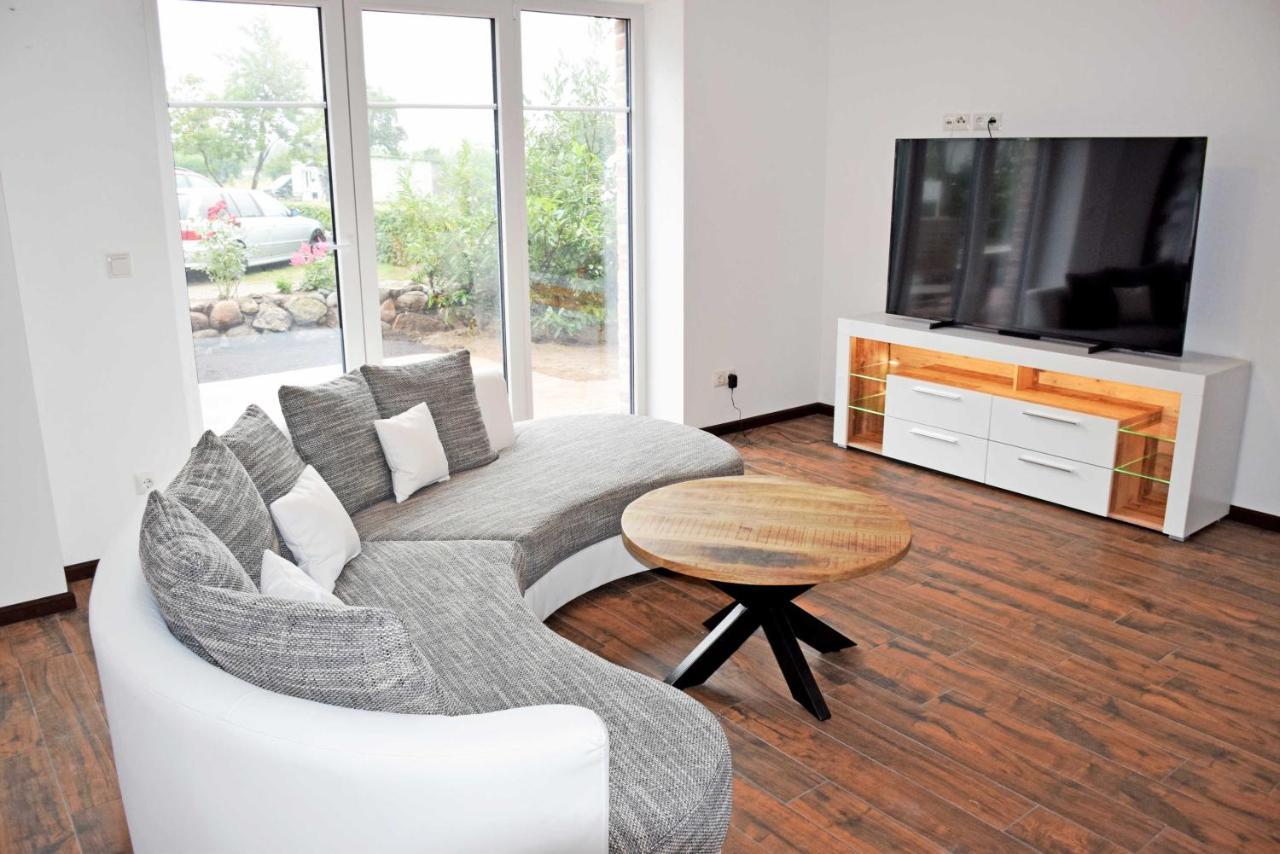 Ferienhaus Zum Boddenstrand Mit Ka Groß Zicker Exteriör bild
