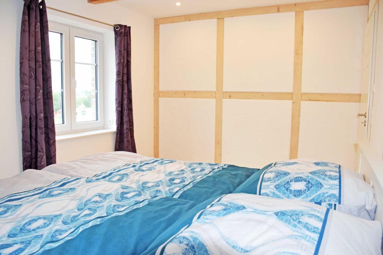Ferienhaus Zum Boddenstrand Mit Ka Groß Zicker Exteriör bild