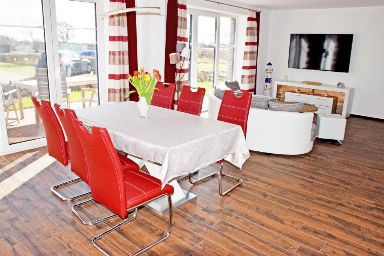 Ferienhaus Zum Boddenstrand Mit Ka Groß Zicker Exteriör bild