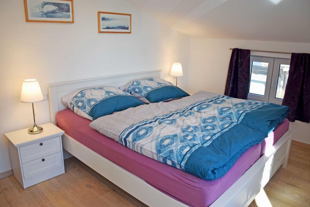 Ferienhaus Zum Boddenstrand Mit Ka Groß Zicker Exteriör bild