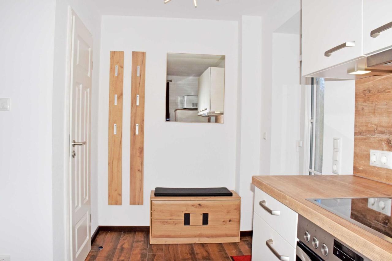 Ferienhaus Zum Boddenstrand Mit Ka Groß Zicker Exteriör bild